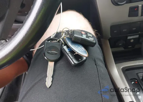 2009 Ford Focus Sel из США, поврежденный, VIN 1FAHP37N79W231740